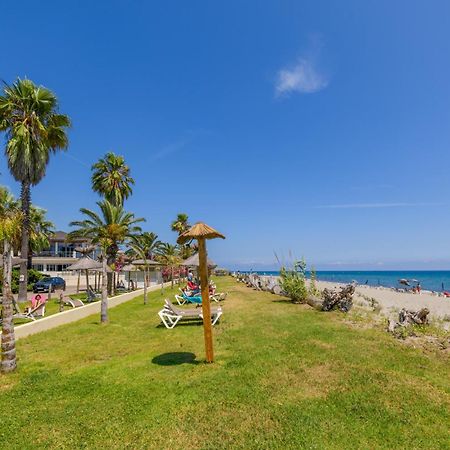 Residence San Pellegrino Folelli 外观 照片