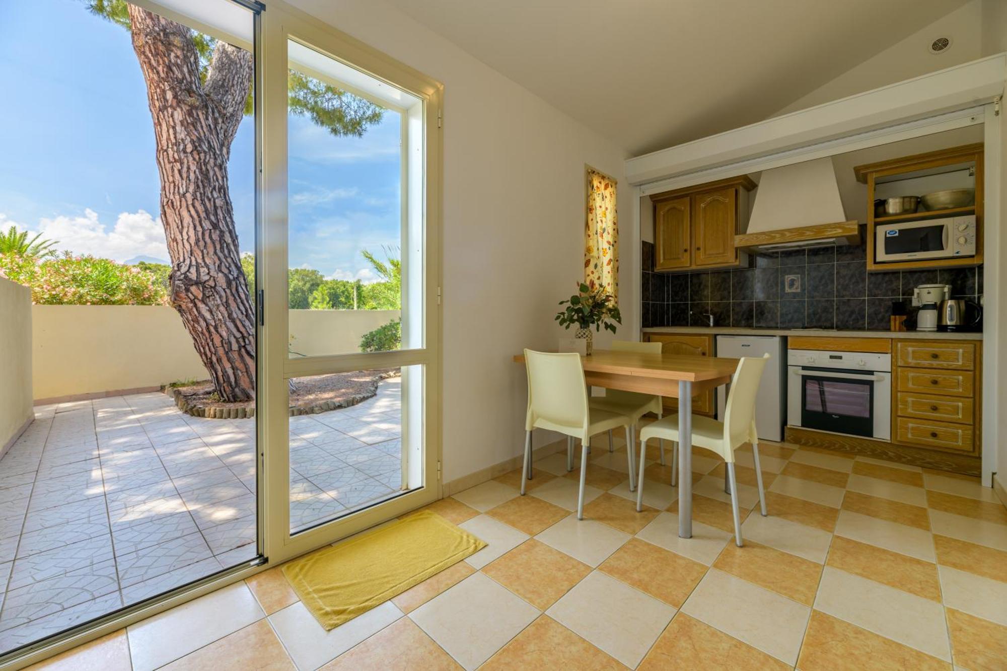 Residence San Pellegrino Folelli 外观 照片