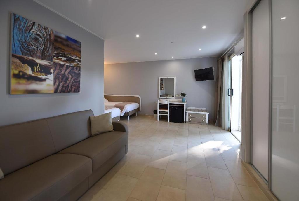 Residence San Pellegrino Folelli 外观 照片